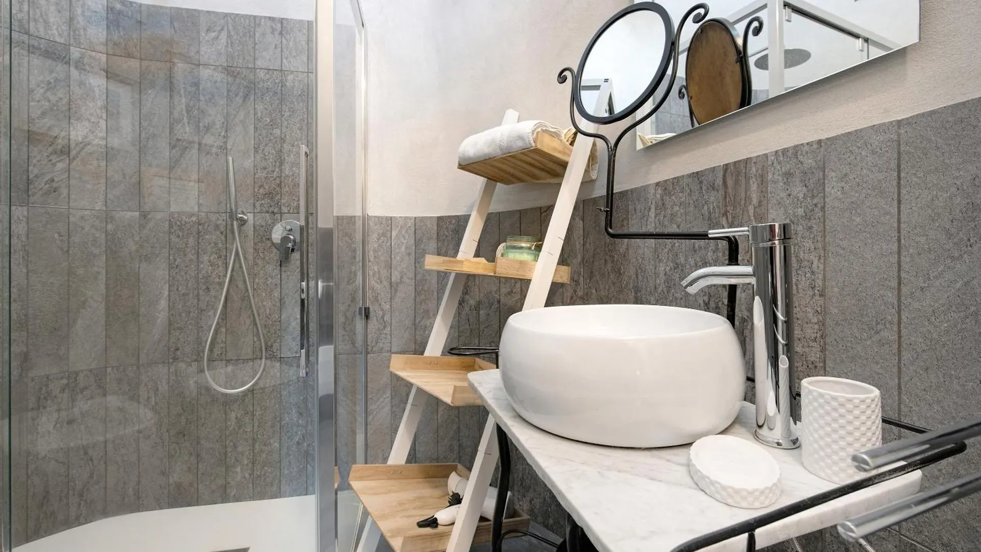 Apartment Appartamento Piccolo Principe Moniga del Garda Italy