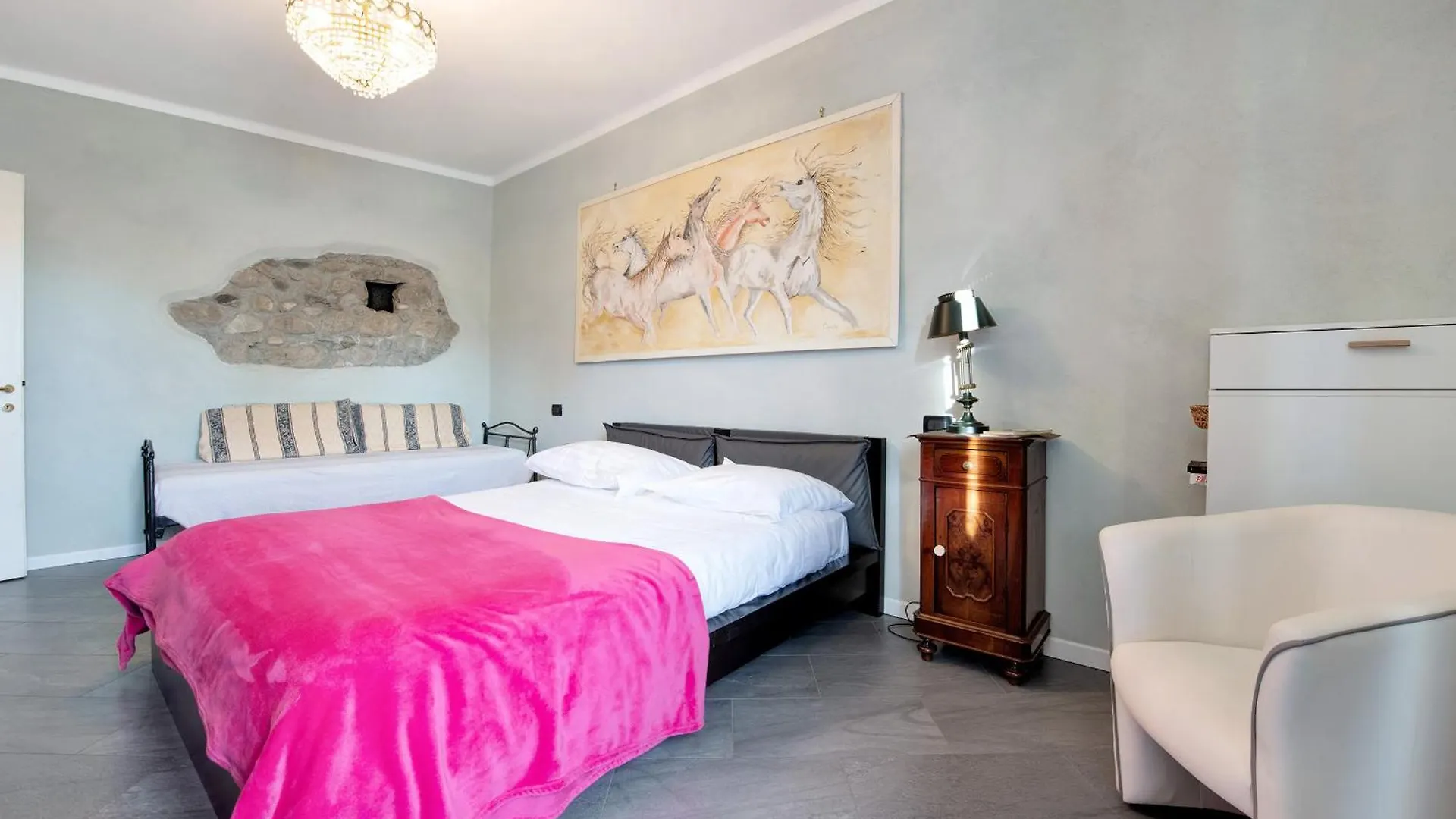 Apartment Appartamento Piccolo Principe Moniga del Garda